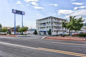 Motel 6-Flagstaff, AZ - East